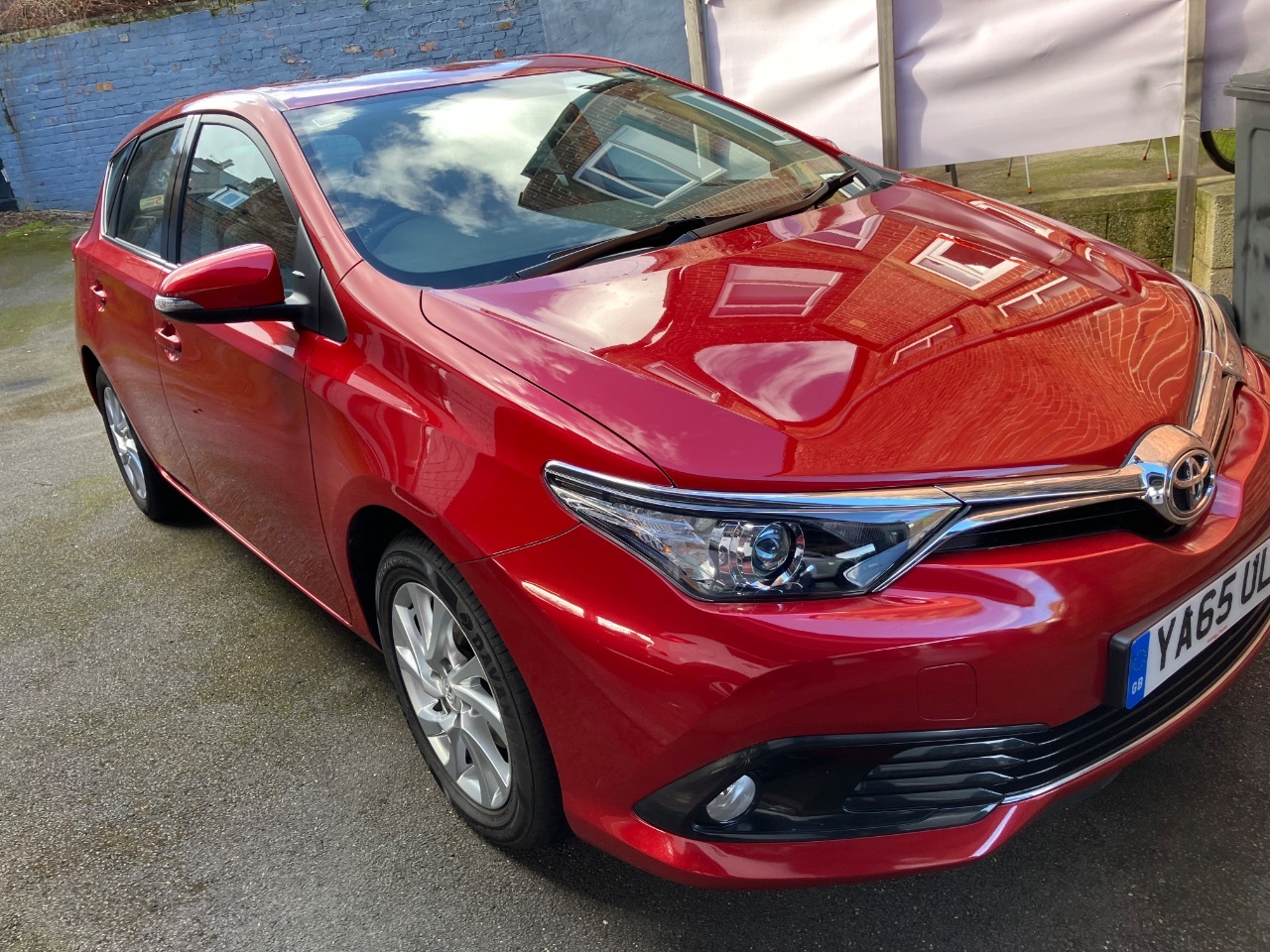 2016 Toyota Auris